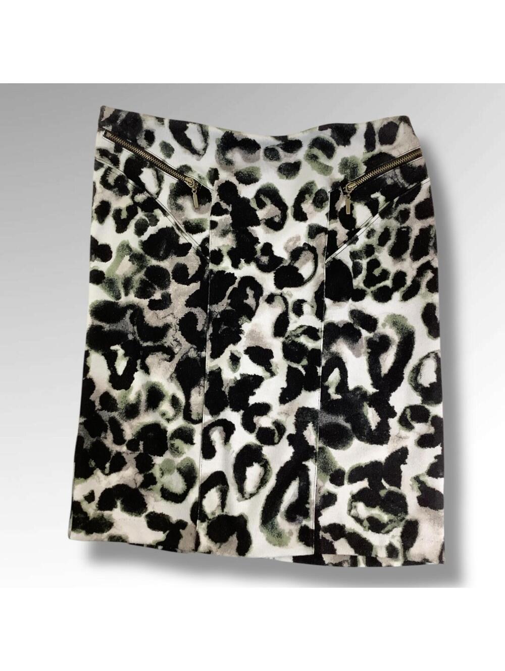Like New Simply Vera Vera Wang Pencil Stretch Mini Leopard Print Skirt, Small